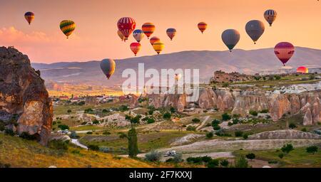 Ballon à air chaud, Goreme, Cappadoce, Turquie Banque D'Images