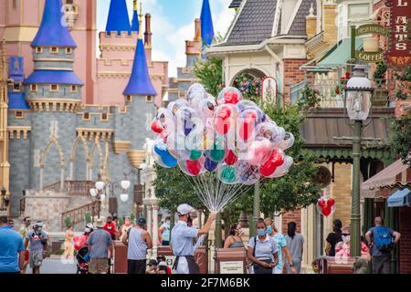 Orlando, Floride. 04 août 2020. Vue de dessus des ballons Disney à Magic Kingdom (353) Banque D'Images
