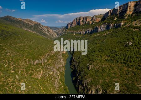 Vue aérienne du marais de Camarasa et de la gorge de Mu (Segre, la Noguera, Catalogne, Espagne) ESP: Vista aérea del embalse de Camarasa (Lérida, Cataluña) Banque D'Images