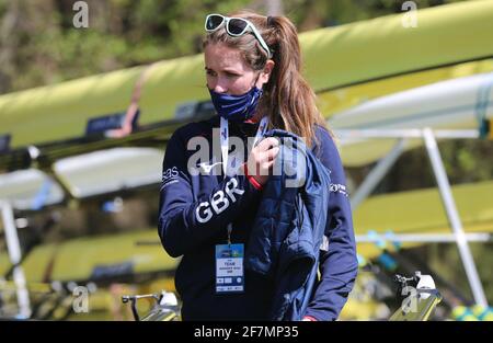 Varese, Italie. 08 avril 2021. Nicola BENEVENTE de GB Rowing lors de la session d'entraînement le jour 1 aux Championnats d'Europe d'aviron au Lac Varèse le 8 avril 2021 à Varèse, Italie Credit: Mickael Chavet/Alay Live News Banque D'Images