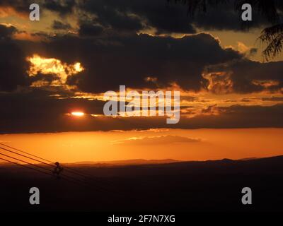 Magnifique coucher de soleil paysage Banque D'Images