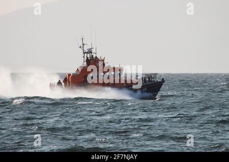 RNLB Jim Moffat (14-38), un canot de sauvetage de classe Trent exploité par la Royal National Lifeboat institution (RNLI), à Ayr lors du salon de l'aéronautique écossais en 2015 Banque D'Images