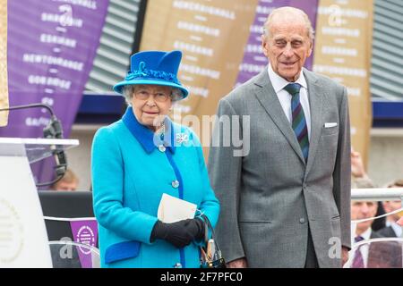 Son Altesse Royale le prince Philip, duc d'Édimbourg avec sa Majesté la Reine à Tweedbank, en Écosse, en septembre 2015 Banque D'Images