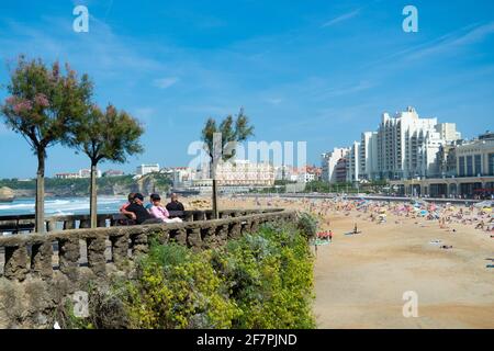 Biarritz, France - 3 septembre 2018 : vue sur la playa depuis le rocher du basta Banque D'Images