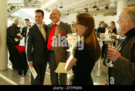 Cérémonie des prix nationaux de danse du cercle des critiques...Anton du Beke et Len Goodman (cravate rouge) pic David Sandison Banque D'Images