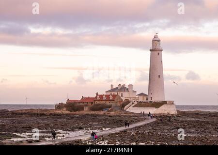 Whitley Bay Angleterre - .01.01.2019: Whitley Bay sur un hiver froid après-midi avec un coucher de soleil rose Banque D'Images