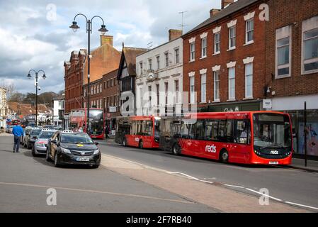 Salisbury, Wiltshire, Angleterre, Royaume-Uni. 2021. Station de taxi dans le centre-ville de cette célèbre ville de Wiltshire pendant la période de l'épidémie de covid. Banque D'Images