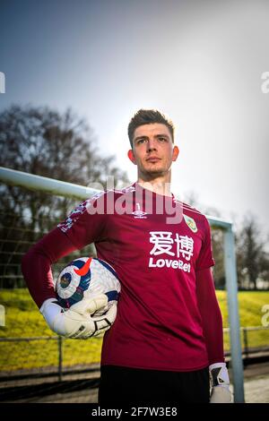 Nick Pope, gardien de but de Burnley, pose pour des portraits sur le terrain d'entraînement du Burnley FC à Padiham, Lancashire, Royaume-Uni. Date de la photo: Mercredi 17 mars 2021. Le crédit photo devrait se lire: Anthony Devlin Banque D'Images