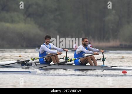 Varese, Italie. 10 avril 2021. Stefano Oppo, Pietro Ruta (Italie), Sculs doubles légers pour hommes pendant les Championnats d'Europe d'aviron 2021, Canoying à Varese, Italie, avril 10 2021 crédit: Agence de photo indépendante/Alamy Live News Banque D'Images