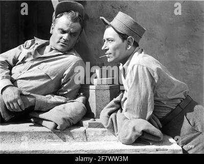 JAMES CAGNEY et GEORGE RAFT à CHAQUE AUBE je DÉCÈDE 1939 réalisateur WILLIAM KEIGHLEY First National Pictures - Warner Bros. Banque D'Images