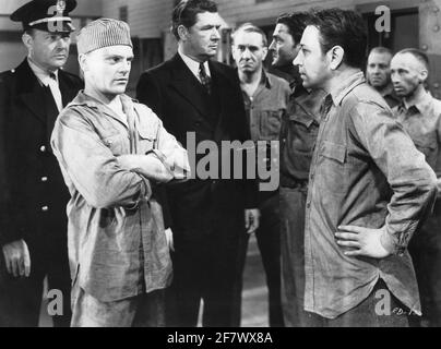 JAMES CAGNEY GEORGE BANCROFT Ed PAWLEY et GEORGE RAFT à CHAQUE AUBE Je DÉCÈDE 1939 réalisateur WILLIAM KEIGHLEY First National Pictures - Warner Bros. Banque D'Images