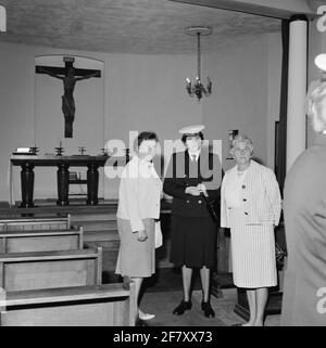 À la fin de la première formation militaire (EMV), il y a Amsterdam Marvacentrum, qui est situé sur le terrain de la Marine Barracks Amsterdam (MKAD), une journée de parents. Dans la chapelle du MKAD. Banque D'Images