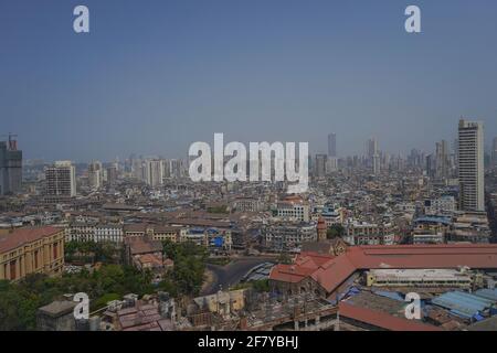 Vue sur la ville de Colaba Mumbai pendant le confinement. Rues et routes vides alors que Mumbai était en confinement sous Covid 19 pandem Mumbai - Inde 04 10 2021 Banque D'Images