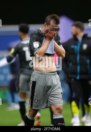 Londres, Angleterre, le 10 avril 2021. Tom Lees de Sheffield a été abattu mercredi lors du match de championnat Sky Bet au Kiyan Prince Foundation Stadium, Londres. Le crédit photo devrait se lire: David Klein / Sportimage Banque D'Images