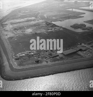 Absorption aérienne des excavations (commencée en 1975) et de la pile de piles de tôle d'acier. Banque D'Images