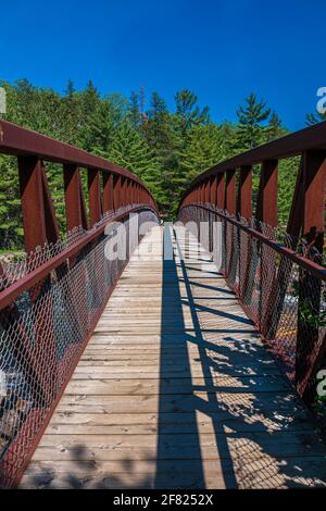 High Falls Onaping Ontario Canada en été Banque D'Images