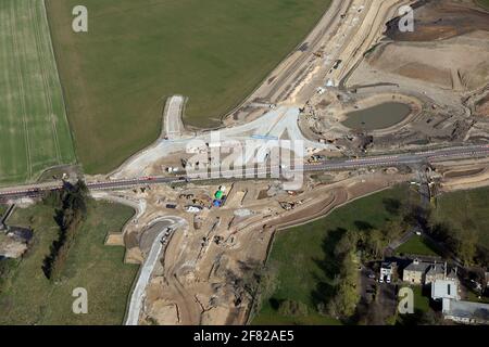 Vue aérienne de la nouvelle route orbitale de Leeds, le périphérique extérieur A6120, où est construite une nouvelle jonction sur l'A64 Banque D'Images