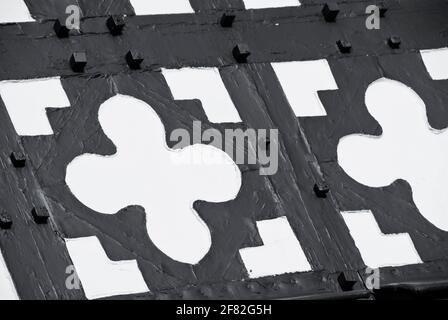 Détail de la quatrefoil sur le palais de justice de Worsley, Worsley Banque D'Images