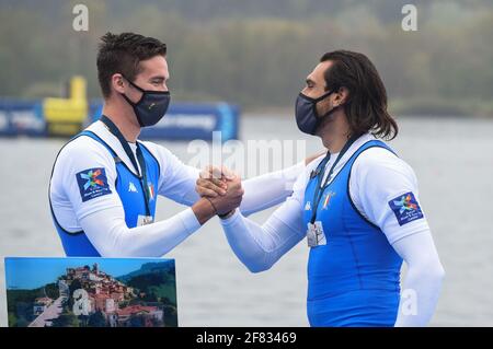 Varèse, Varèse, Italie, 11 avril 2021, Matteo LoDo, Giuseppe Vicino (Italie) paire d'hommes, 2 e classée lors des Championnats d'Europe d'aviron 2021 , Canoying - photo Danilo Vigo / LM Banque D'Images