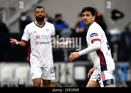 Milan, Italie. 11 avril 2021. Giovanni Simeone de Cagliari Calcio réagit lors de la série UN match de football entre le FC Internazionale et Cagliari Calcio au stade San Siro de Milan (Italie), le 11 avril 2021. Photo Andrea Staccioli/Insidefoto crédit: Insidefoto srl/Alamy Live News Banque D'Images