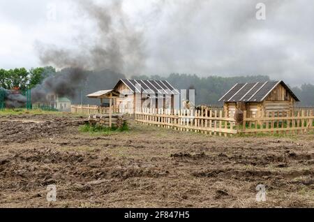 Région de Moscou, Nelidovo, Russie - 15 juillet 2017. Fête militaire-historique, défense du village par les soldats de l'Armée rouge Banque D'Images