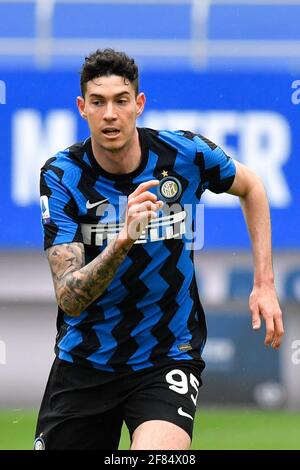 Milan, Italie. 11 avril 2021. Alessandro Bastoni (95) de l'Inter Milan vu pendant la série UN match entre l'Inter Milan et Cagliari Calcio au San Siro à Milan, Italie. (Crédit photo : Gonzales photo/Alamy Live News Banque D'Images