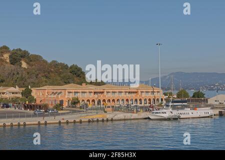 Ancien bâtiment de l'autorité portuaire de Corfou en Grèce Banque D'Images