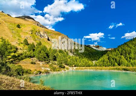 Lac de Mosjesee près de Zermatt en Suisse Banque D'Images