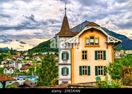 Maisons traditionnelles à Spiez, Suisse Banque D'Images