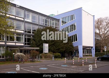 Bâtiment IBW (Institut de formation professionnelle et professionnelle) de l'Université de Cologne sur la rue Herbert-Lewin dans le quartier Lindenthal, Cologn Banque D'Images