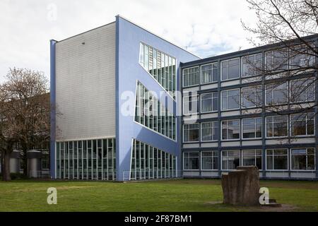 Bâtiment IBW (Institut de formation professionnelle et professionnelle) de l'Université de Cologne sur la rue Herbert-Lewin dans le quartier Lindenthal, Cologn Banque D'Images