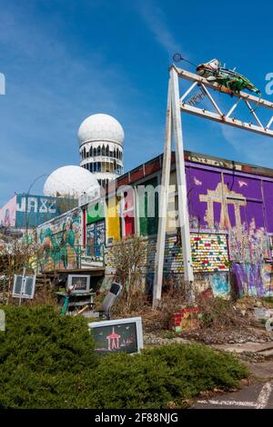 Ancienne station d'écoute de la NSA de la Guerre froide au sommet de Teufelsberg À Berlin Banque D'Images