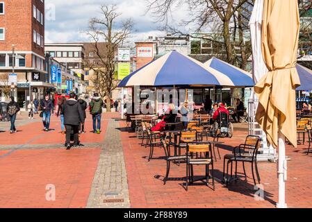 Schleswig-Holstein 12. 2021 avril - Die Gastronomie im Außenbereich darf in Gebieten mit entsprrechend niedrigem Corona Inzidenzwert wieder öffnen Banque D'Images