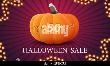 Solde Halloween, jusqu'à 50 rabais, bannière de réduction moderne avec grande citrouille d'Halloween qui coupe jusqu'à 50 rabais Banque D'Images