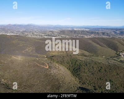 Vue aérienne de Black Mountain et du quartier de Carmel Mountain. San Diego, Californie. Banque D'Images