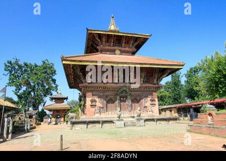 Temple de Changunarayan au Népal avec ciel bleu Banque D'Images