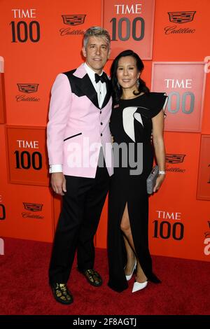 Jason Stinson, Aileen Lee, arrive au Gala 2019 FOIS 100, qui s'est tenu au Jazz au Lincoln Center à New York le mardi 23 avril 2019. Photo de Jennifer Graylock-Graylock.com 917-519-7666, New York, New York - -EN PHOTO : Jason Stinson, Aileen Lee Jennifer Graylock-Graylock.com -GRA 7291 Jennifer Graylock-Graylock.com Banque D'Images