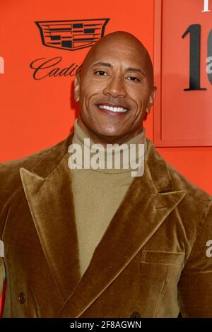 Dwayne The Rock Johnson arrive au Gala 2019 FOIS 100, qui s'est tenu au Jazz au Lincoln Center à New York le mardi 23 avril 2019. Photo de Jennifer Graylock-Graylock.com 917-519-7666, New York, New York - -EN PHOTO : Dwayne The Rock Johnson Jennifer Graylock-Graylock.com -GRA 7422 Jennifer Graylock-Graylock.com Banque D'Images