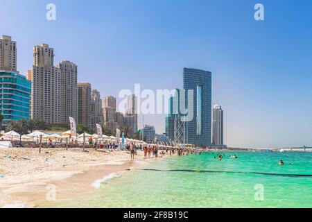 Dubai, Émirats Arabes Unis - 04 mars 2021 : Dubai Marina Beach en mars Banque D'Images