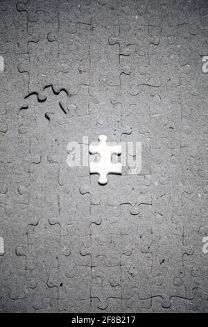 Puzzle vierge avec pièces manquantes Banque D'Images