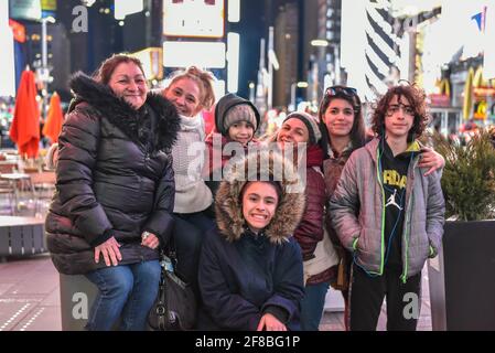 Portraits spontanés de touristes latino-américains à New York, États-Unis Banque D'Images