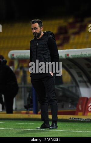 Roberto de Zerbi entraîneur de Sassuolo, pendant le match de la ligue italienne de football Serie A entre Benevento vs Sassuolo résultat final 0-1, match de jeu Banque D'Images