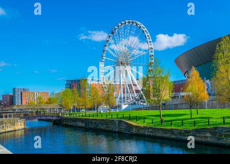 CENTRE de congrès ECHO et une grande roue adjacente à Liverpool, en Angleterre Banque D'Images