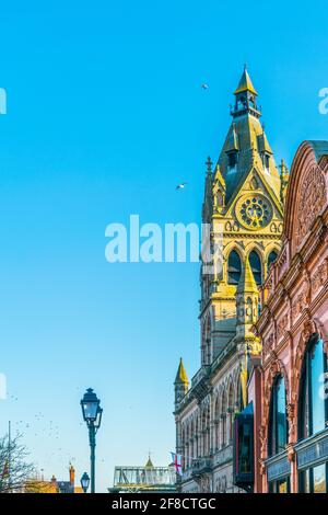 Vue sur l'hôtel de ville dans le centre de Chester, en Angleterre Banque D'Images