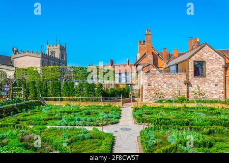 Vue sur les nouveaux jardins de Stratford-upon-Avon, Angleterre Banque D'Images