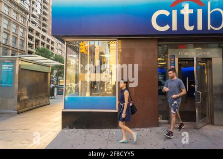 New York, États-Unis. 11 juin 2017. Une succursale de Citibank dans le quartier de Chelsea à New York le dimanche 11 juin 2017. (Photo de Richard B. Levine) crédit: SIPA USA/Alay Live News Banque D'Images