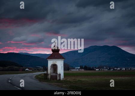 Chapelle St. Anna au village de Klastor pod Znievom, Slovaquie. Banque D'Images