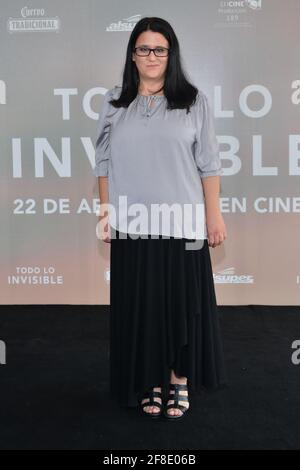 Mexico, Mexique. 13 avril 2021. La Directrice Mariana Chenillo pose pour des photos lors d'une conférence de presse pour promouvoir leur dernier film "Todo Lo invisible" à l'Hôtel Habita Polanco. (Photo par Eyepix Group/Pacific Press) crédit: Pacific Press Media production Corp./Alay Live News Banque D'Images
