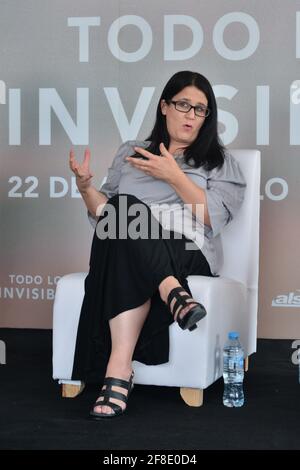 Mexico, Mexique. 13 avril 2021. Mariana Chenillo, directrice, s'exprime pendant une conférence de presse pour promouvoir leur dernier film "Todo Lo invisible" à l'hôtel Habita Polanco. (Photo par Eyepix Group/Pacific Press) crédit: Pacific Press Media production Corp./Alay Live News Banque D'Images