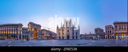 MILAN, ITALIE, 20 JUILLET 2019 : vue au lever du soleil sur la cathédrale Duomo de Milan, Italie Banque D'Images